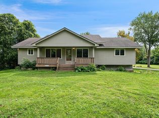 46180 Sugarbush Rd, Chesterfield, MI 48047