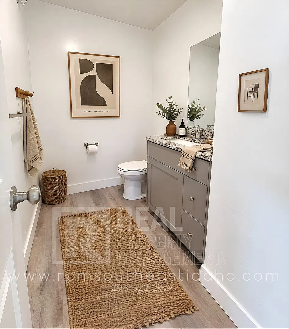 5958 Freedom — Photo 3