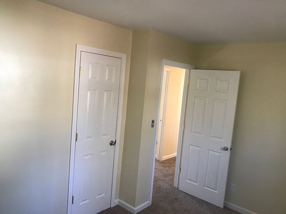 1st image of 6038 Lakeside Dr