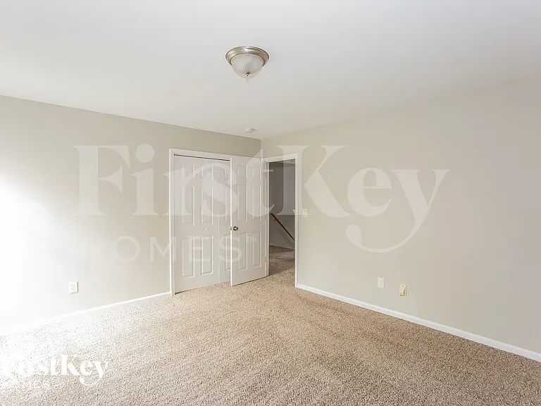 5232 Grays Ridge Dr — Photo 13