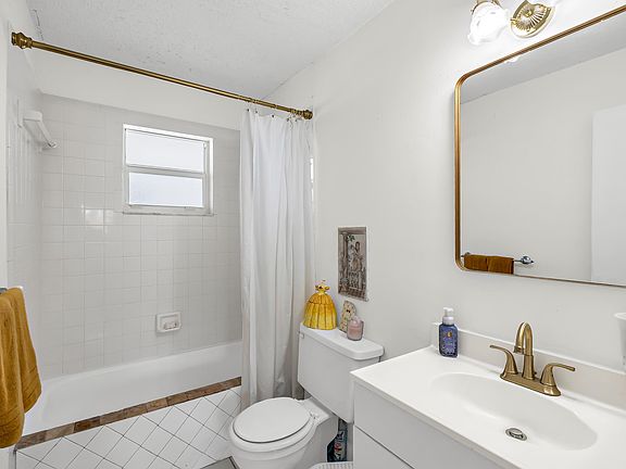 5th image of 6507 Winfield Boulevard #211ac