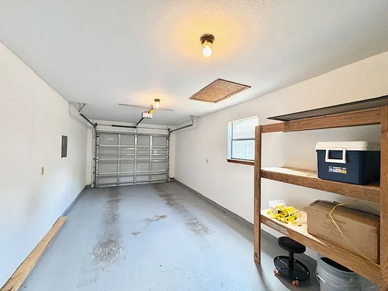 912 Nutmeg Ave — Photo 17