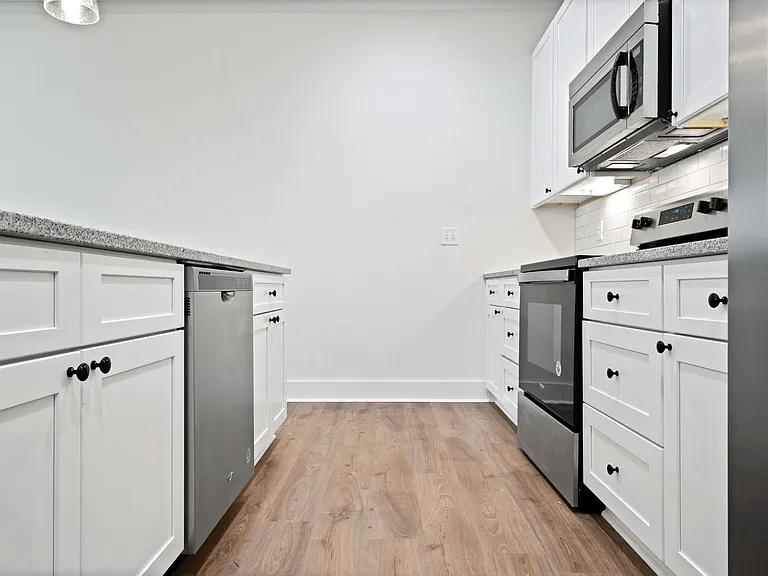 212 Baylor Ct — Photo 6