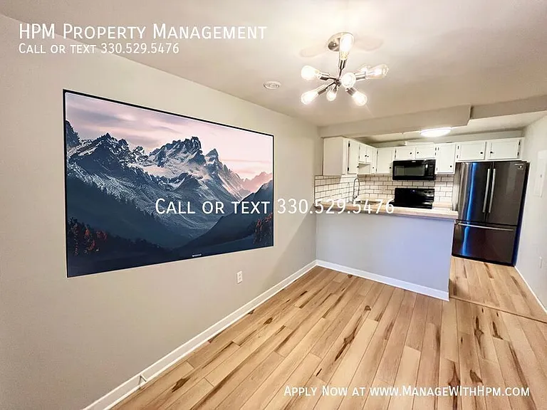 1133 W 9th Street — Photo 55