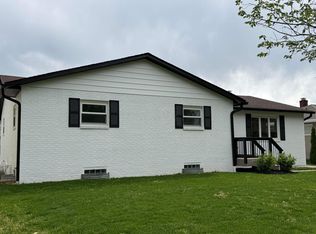 2691 Maplewood Dr, Columbus, OH 43231