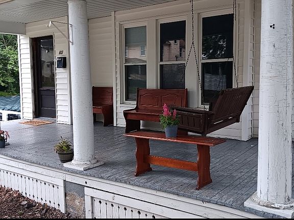 4th image of 65 Mount View Ave