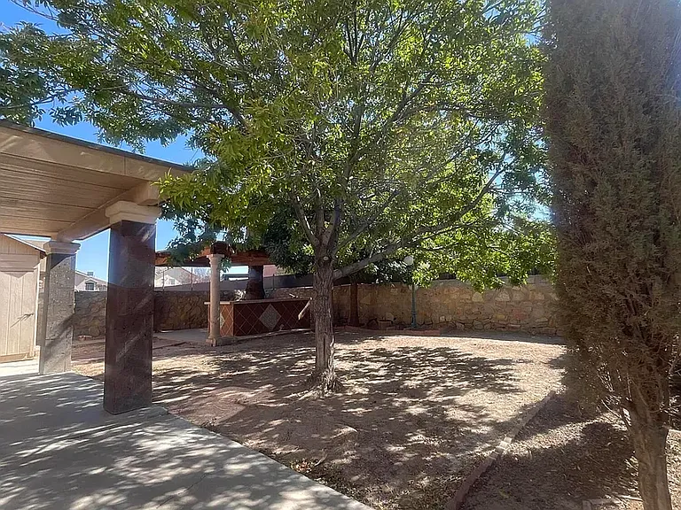 1504 Paseo Unido St — Photo 10