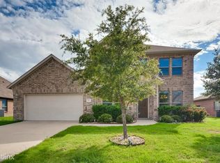 111 Thoroughbred St, Waxahachie, TX 75165