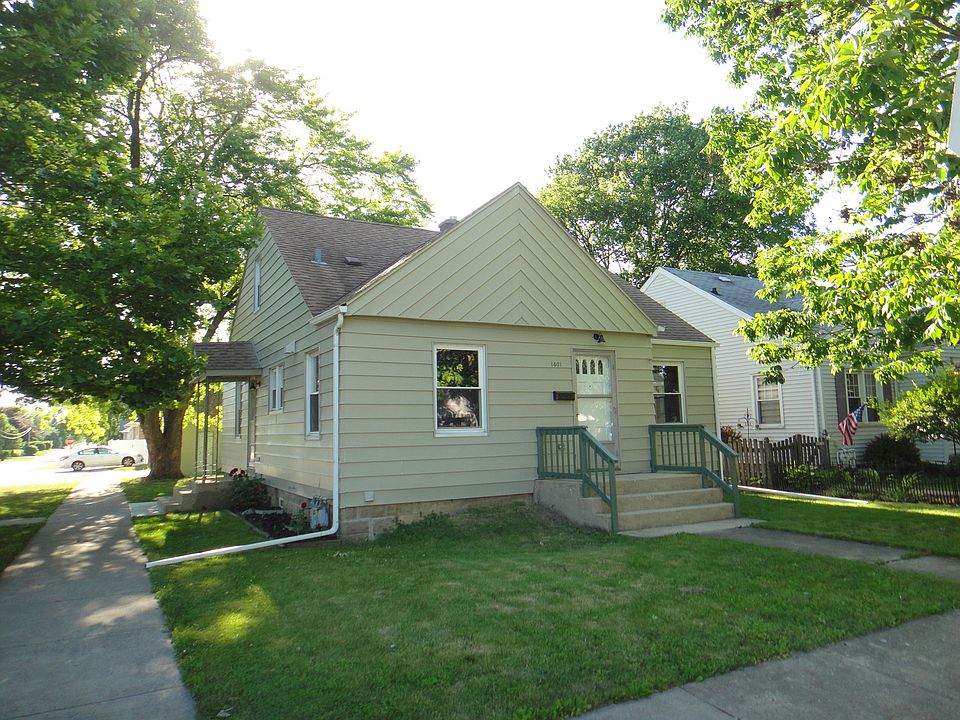 1st image of 1401 N Waverly Pl