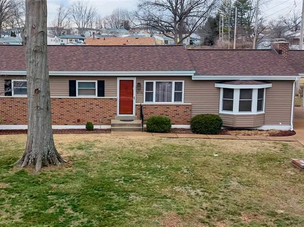 4116 Cornus Dr, Saint Louis, MO 63125