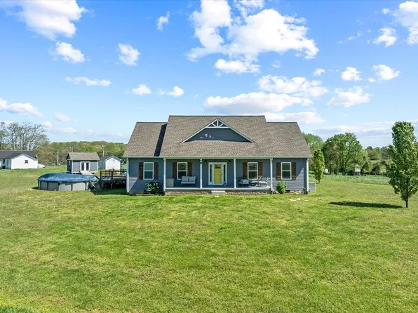 793 Elmore Town Rd, Baxter, TN 38544