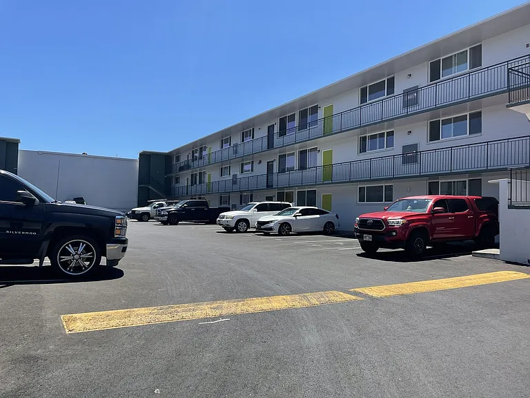 Olino at Pu'uloa Apartments — Photo 23