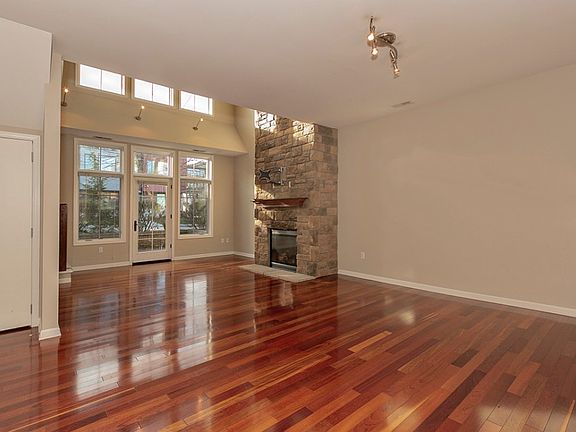 2nd image of 1391 Slate Ct