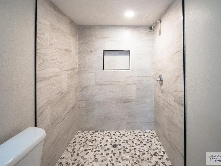 23919 Ellie Ln — Photo 16