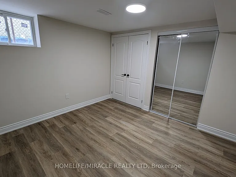 163 Whitfield Ave — Photo 5