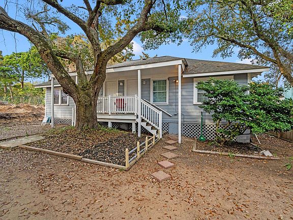 5th image of 304 1st Ave. N