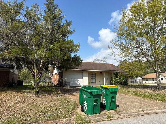 3rd image of 6641 Cortez Cir
