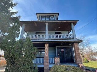 3892 E 74th St, Cleveland, OH 44105
