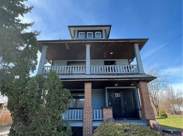 3892 E 74th St, Cleveland, OH 44105