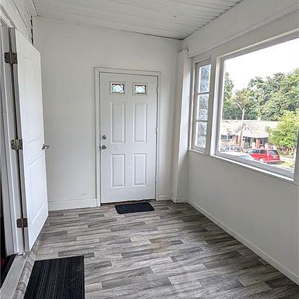 4th image of 344 Denver Ave