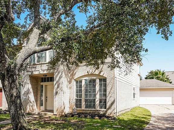 4th image of 17902 Scenic Oaks Dr