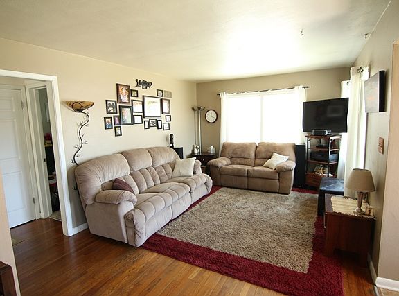 4th image of 2446 Coronado Ct
