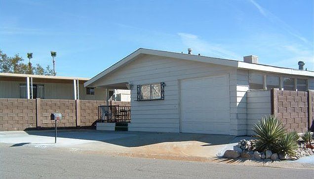 1st image of 16880 Lakeside Ct