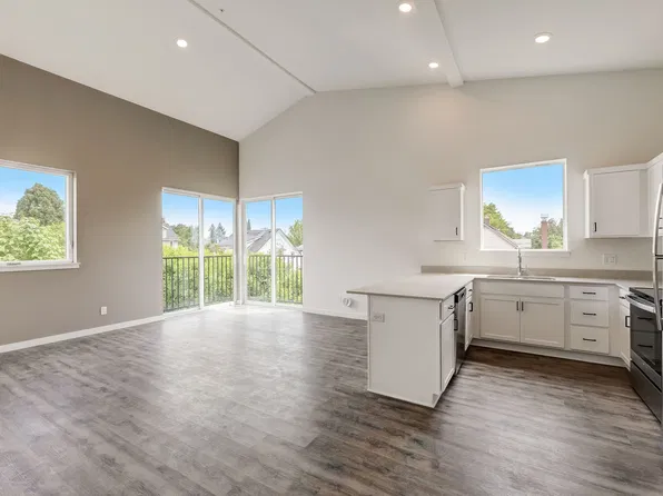 4712 N Williams Ave #301, Portland, OR 97217