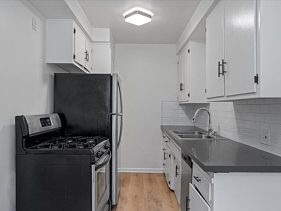 4th image of 3506 W Florence Ave APT 3