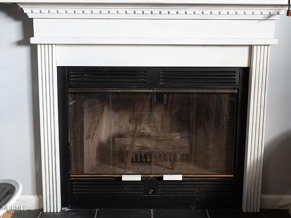 4th image of 147 Glenwood Drive
