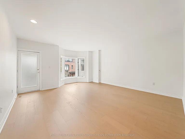 10 Gibson Ave — Photo 23