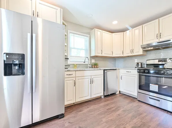 653 3rd St, Somers Point, NJ