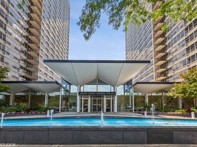 3550 N Lake Shore Dr APT 1707, Chicago, IL, 60657