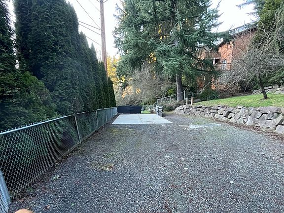 RV Parking in Edmonds