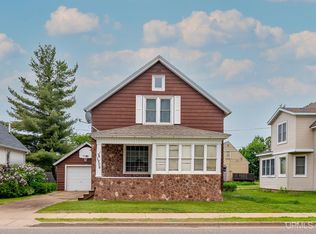 1209 N 3rd St, Ishpeming, MI 49849