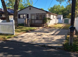 422 Adolphus St, Forked River, NJ 08731