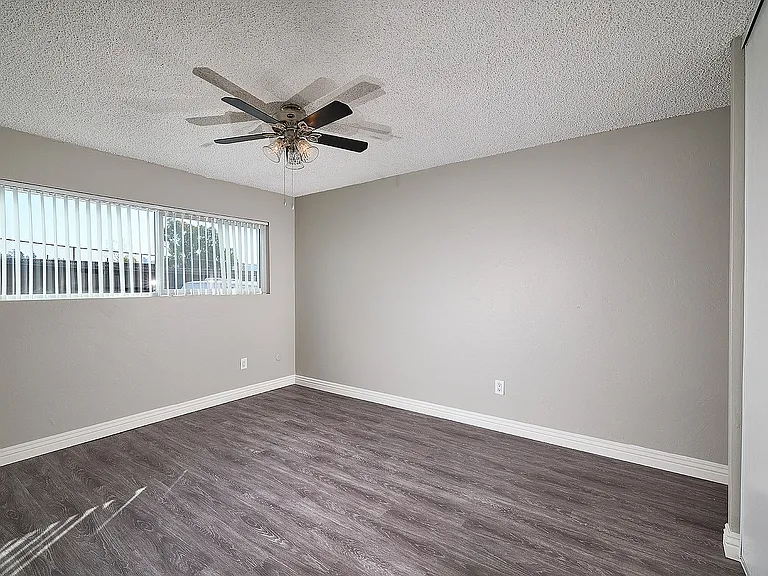 Mission Arbor Apartments — Photo 26