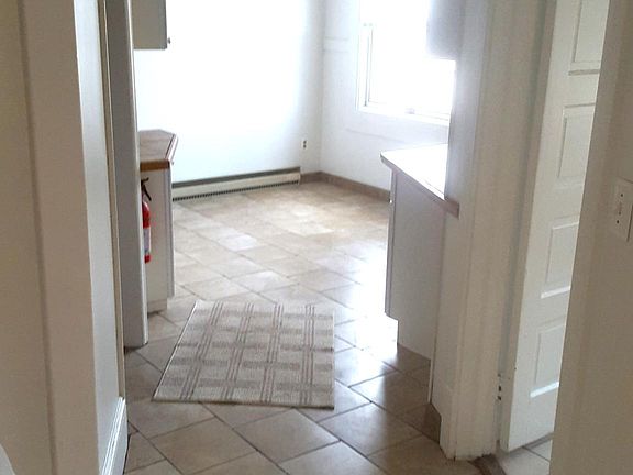 5th image of 5329 Fleet Ave APT 1