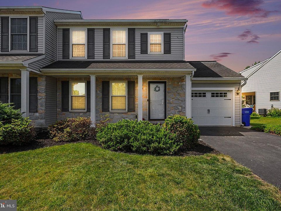 1st image of 4281 Green Park Dr