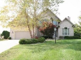 2109 Meadowlark Ct, Urbana, IL 61802