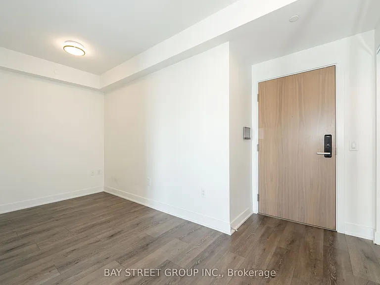 575 Bloor St E #3310 — Photo 5