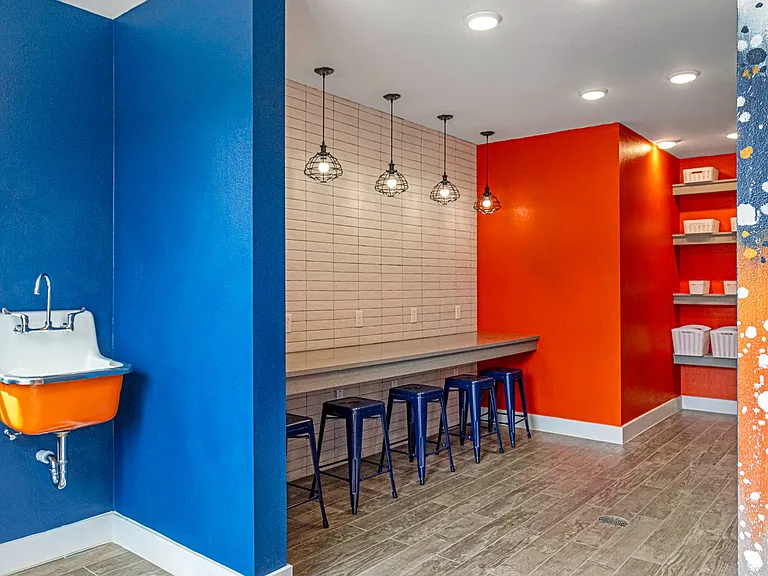 CoveredBridge_amenity_maker space 46