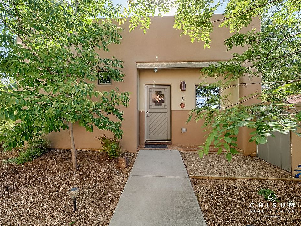 1st image of 1040 Calle Palomita APT 5