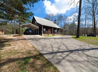 86 Dome House Rd, Laurel, MS 39443
