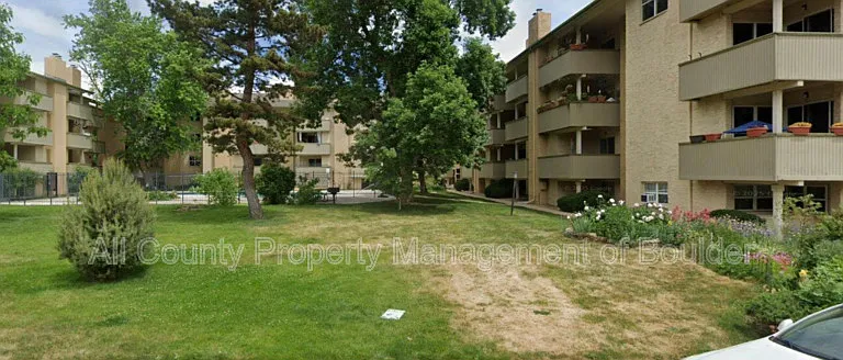 3035 Oneal Pkwy #V32 — Photo 1