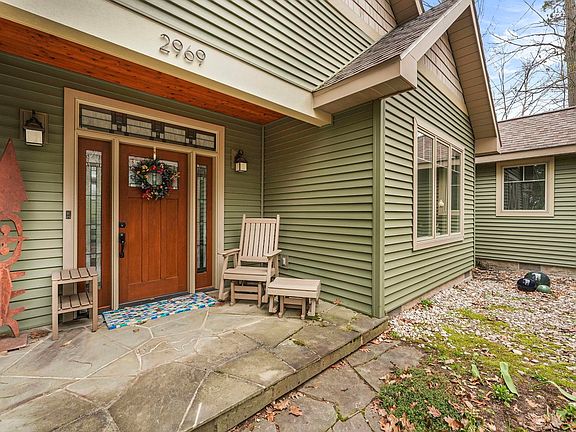 3rd image of 2969 Crescent Shores Dr