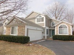 1544 Bur Oak Cir, Aurora, IL 60506