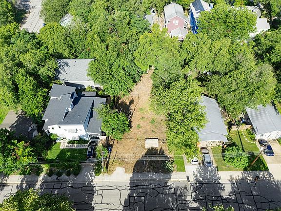 3rd image of 2006 Alamo St