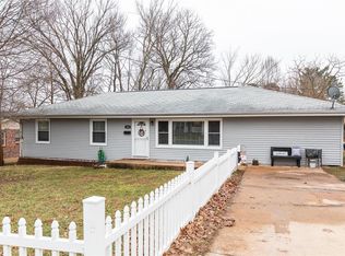 104 Woodland Dr, Rolla, MO 65401