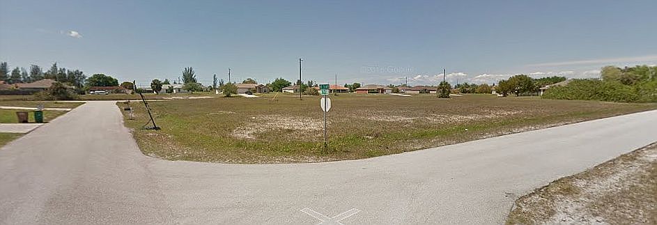 2nd image of 916 NE 3rd Ave